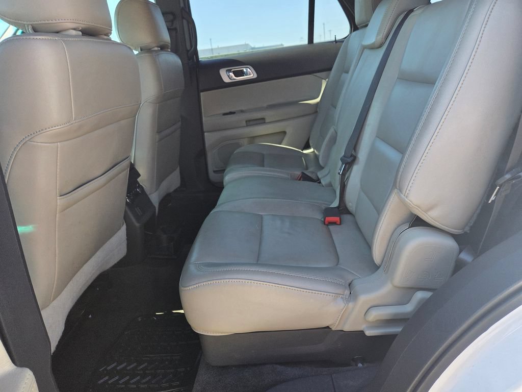 Used 2013 Ford Explorer XLT AWD/4WD image 49
