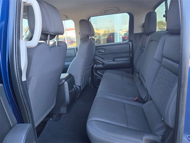 Used 2023 Nissan Frontier SV w/ SV Convenience Package image 17