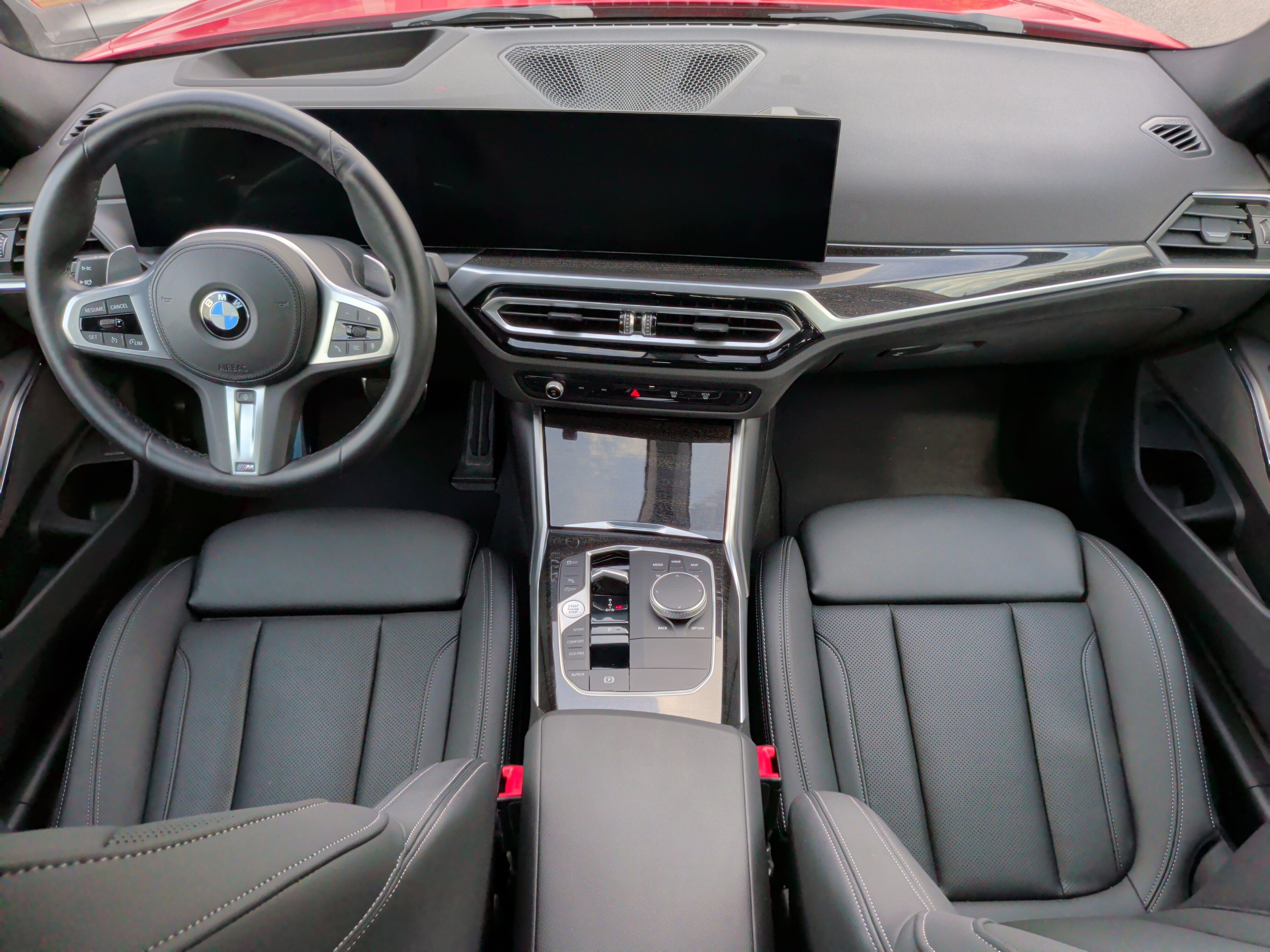 Certified 2023 BMW 330i Sedan w/ M Sport Package image 30