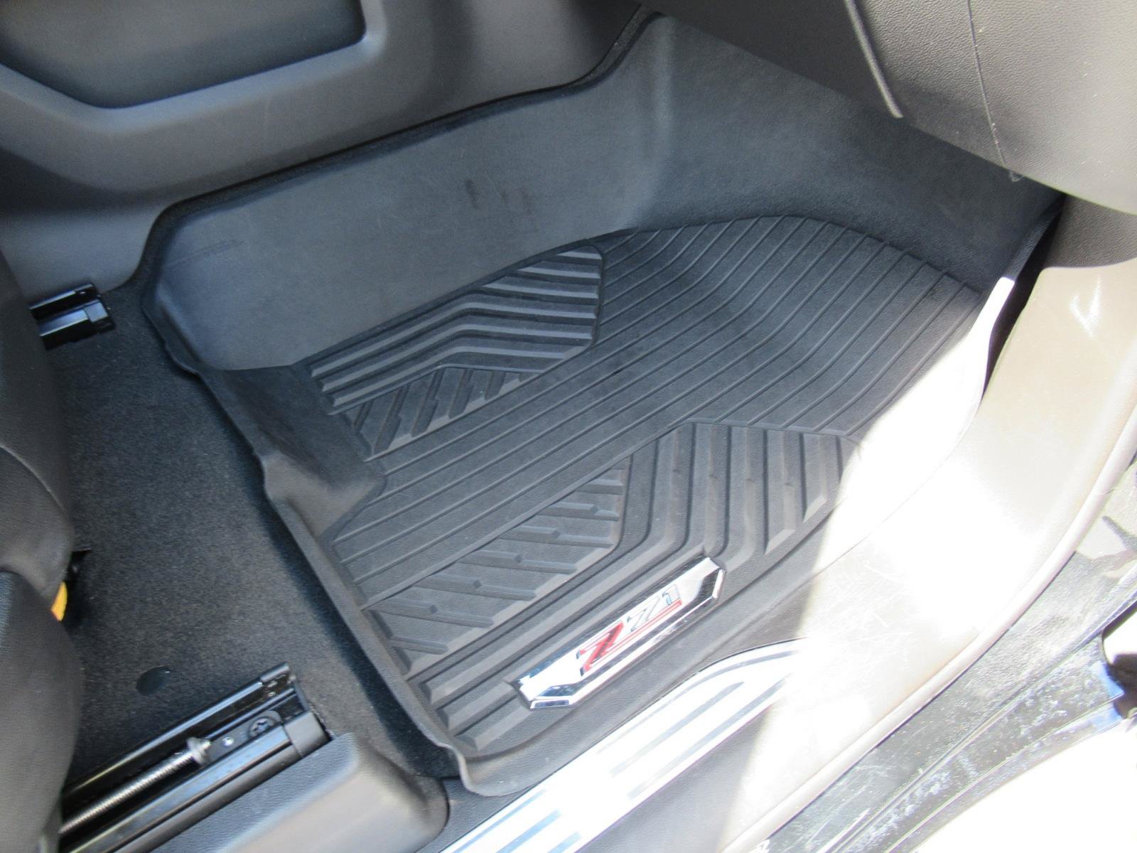 Used 2021 Chevrolet Silverado 1500 LTZ AWD/4WD image 35