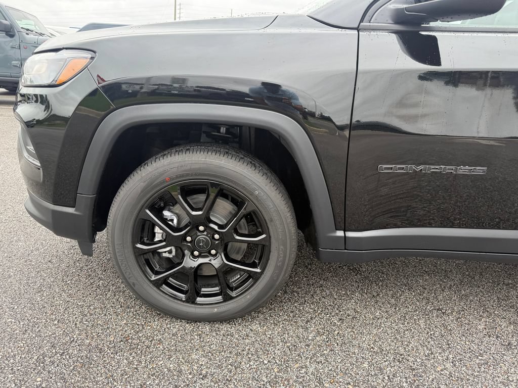 New 2026 Jeep Compass Latitude AWD/4WD image 22