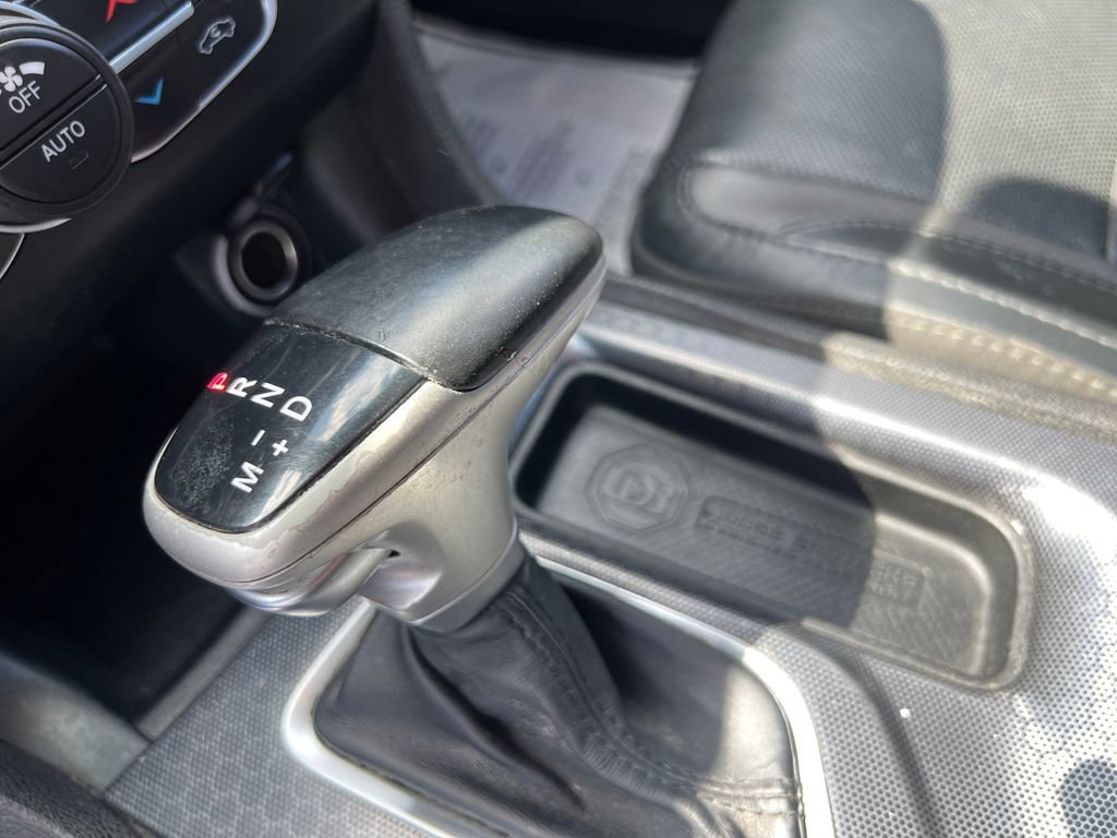 Used 2015 Dodge Charger SXT w/ AWD Plus Group image 27