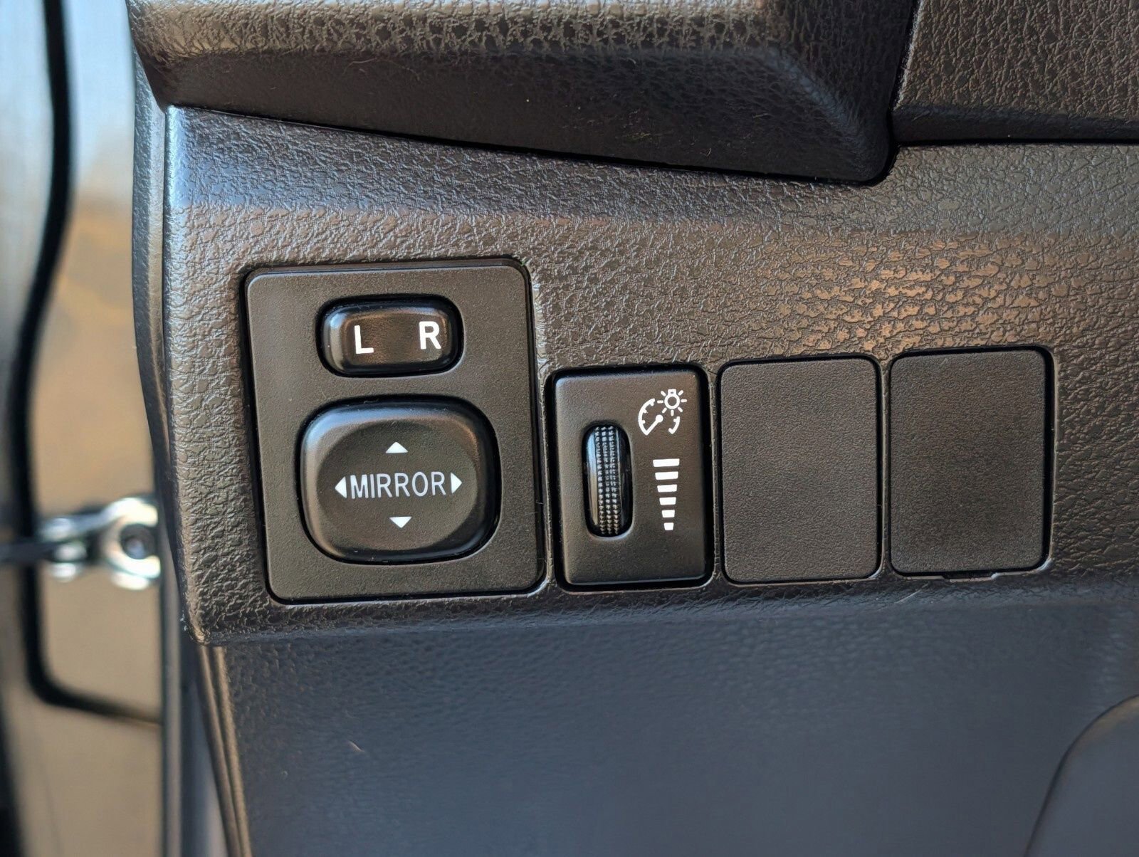 Used 2016 Toyota Corolla S image 10