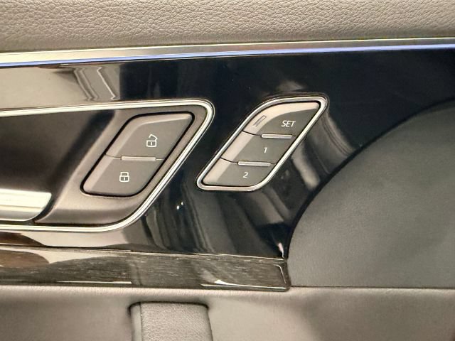Used 2018 Audi Q7 3.0T Premium Plus w/ Premium Plus Package AWD/4WD image 26