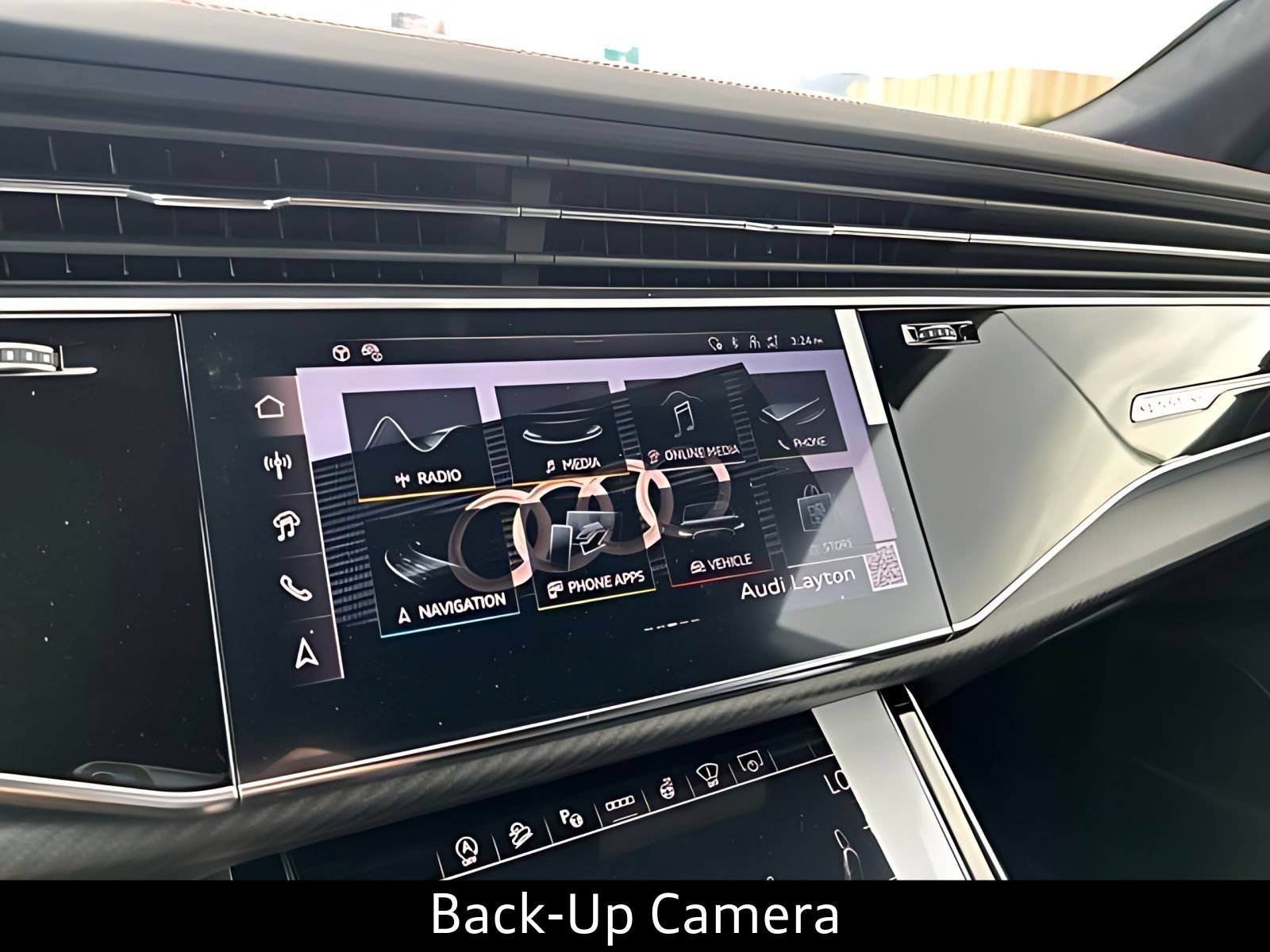 New 2026 Audi SQ8 Prestige AWD/4WD image 31
