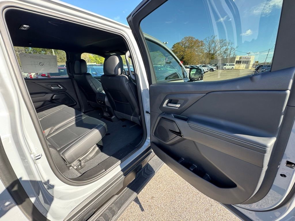 New 2026 Chevrolet Silverado EV LT w/ Plus Package AWD/4WD image 22