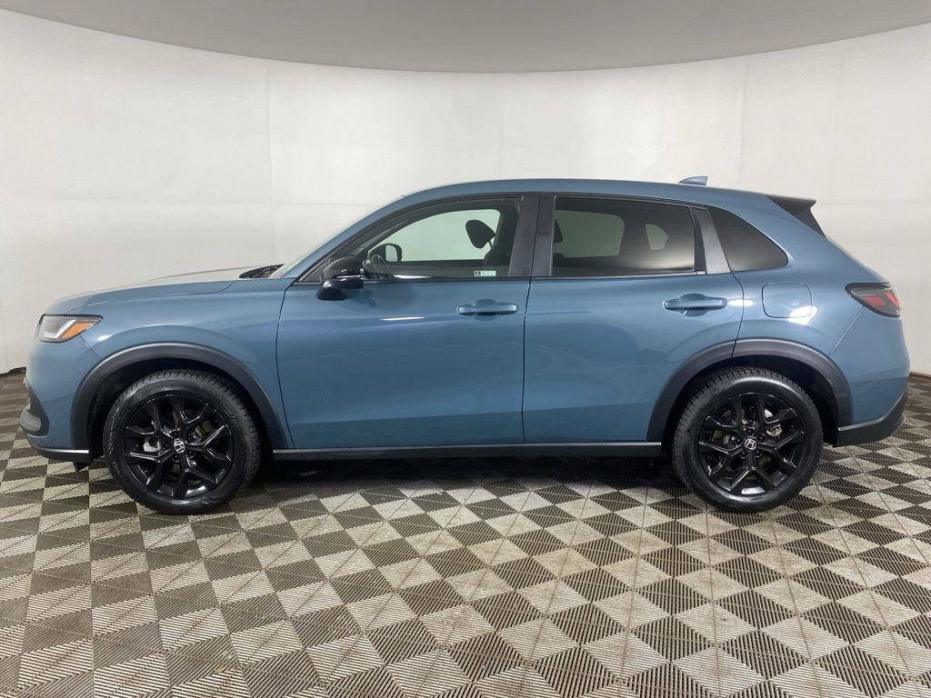 Used 2023 Honda HR-V Sport image 5