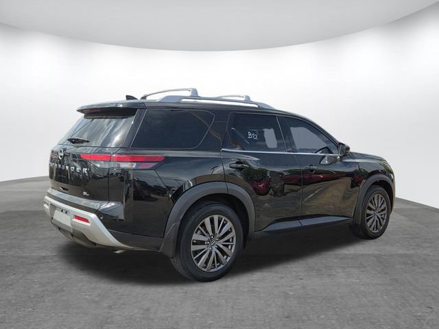 Used 2024 Nissan Pathfinder SL w/ SL Premium Package image 4