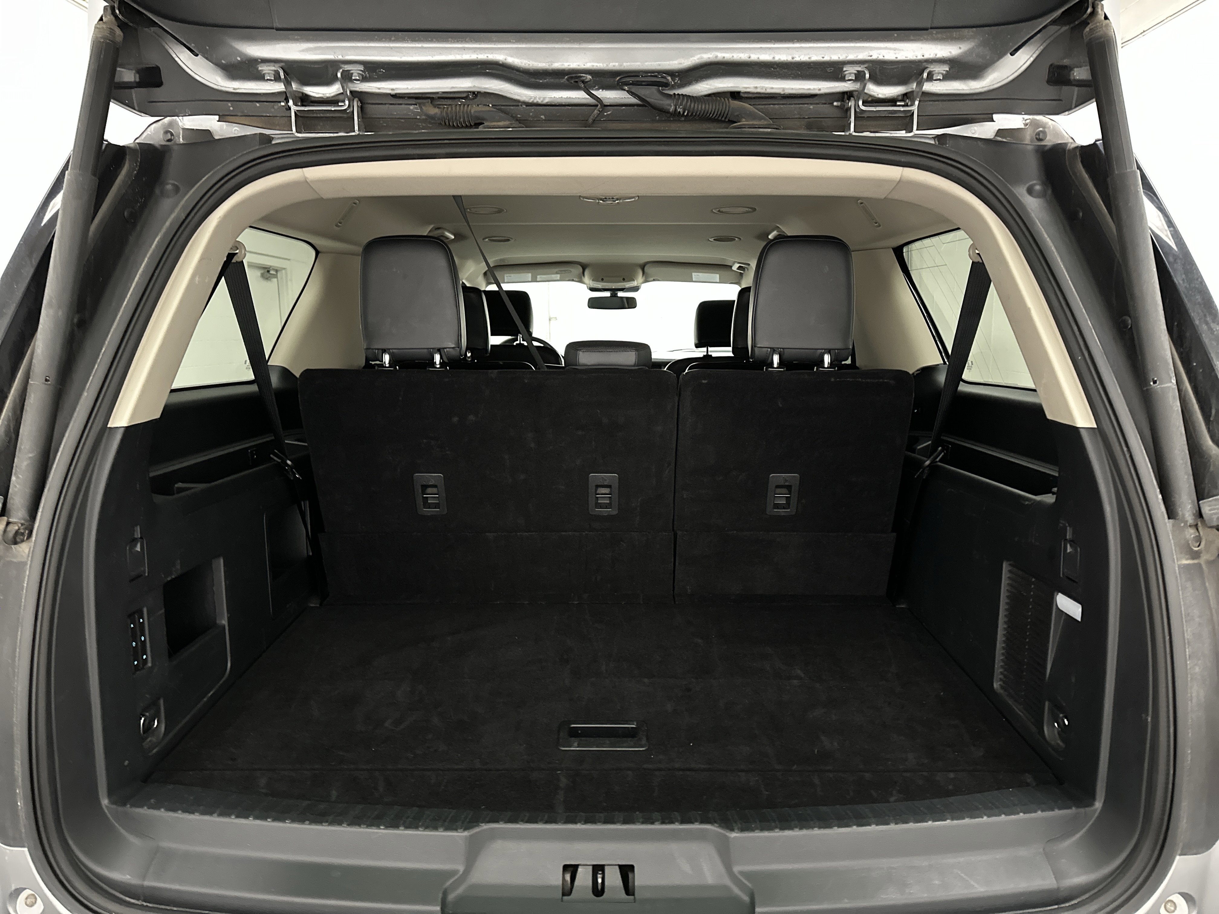 Used 2024 Ford Expedition Max XLT image 15