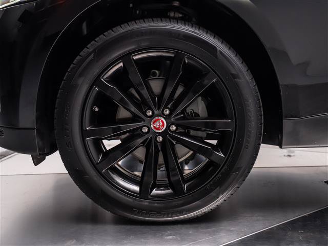 Used 2018 Jaguar F-PACE Prestige AWD/4WD image 11