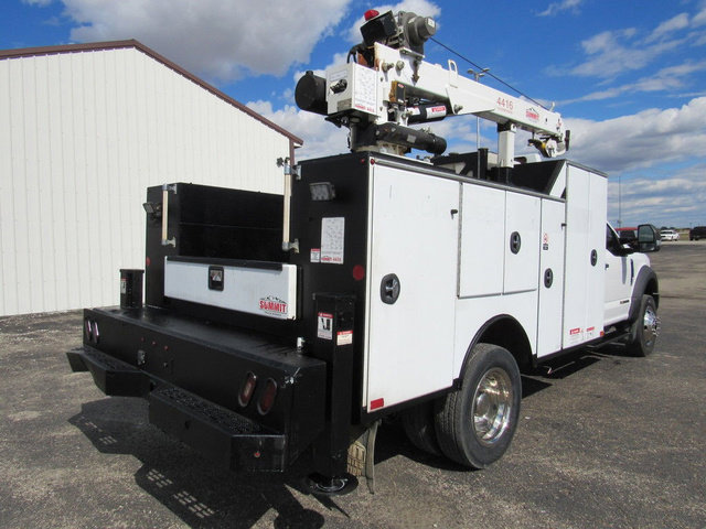 Used 2019 Ford F550 4x4 Regular Cab Super Duty image 3