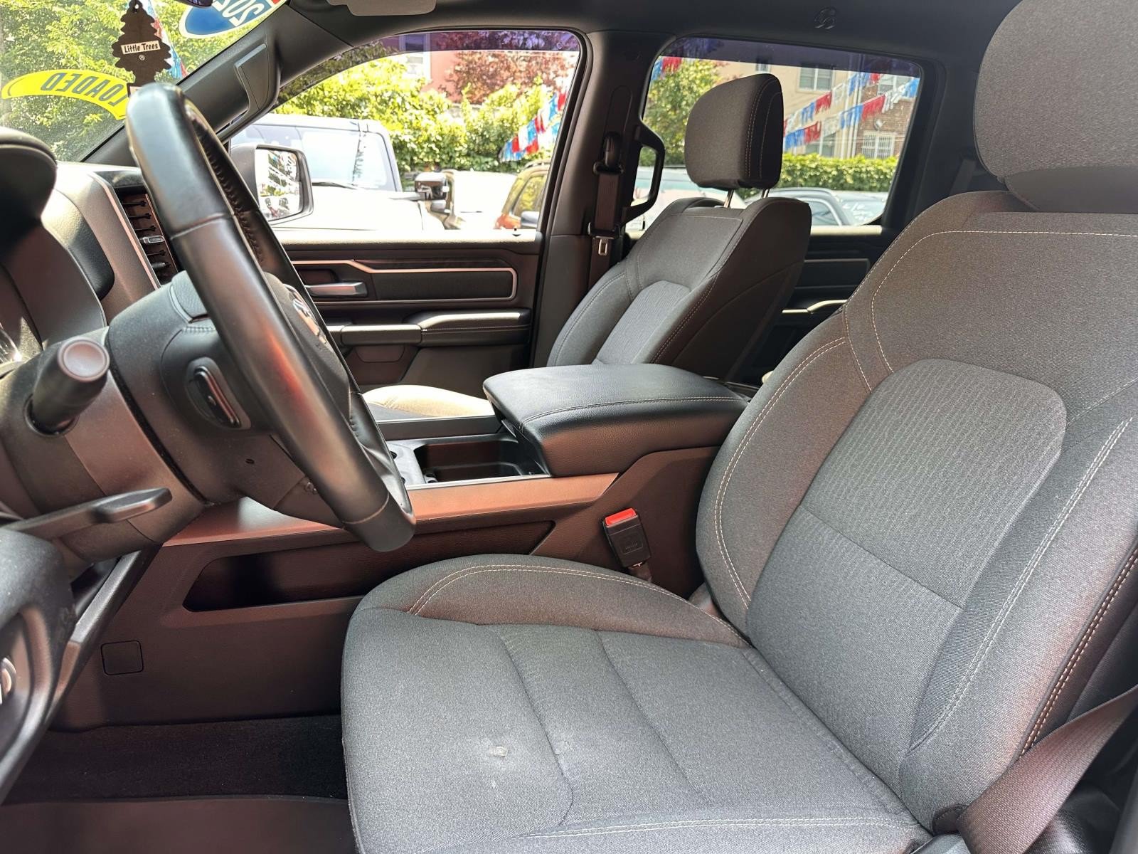Used 2022 RAM 1500 Big Horn AWD/4WD image 14