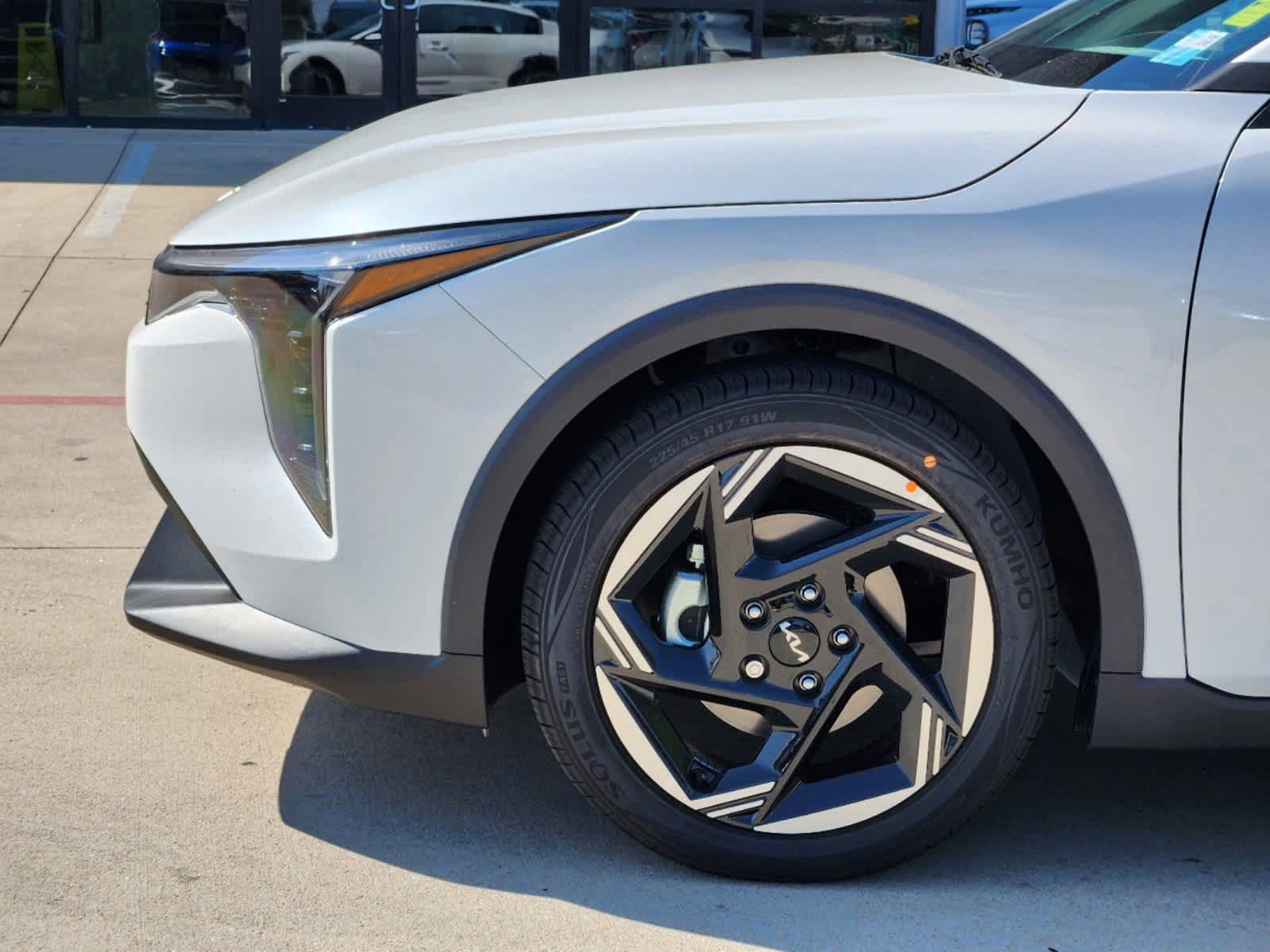 Certified 2025 Kia K4 EX FWD image 7