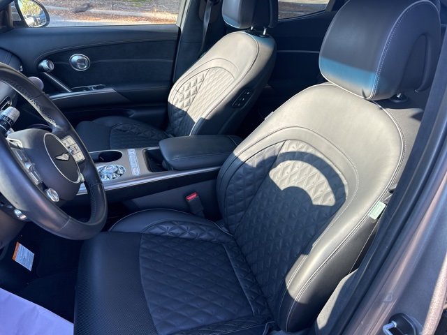 Used 2024 Genesis GV60 Performance image 10