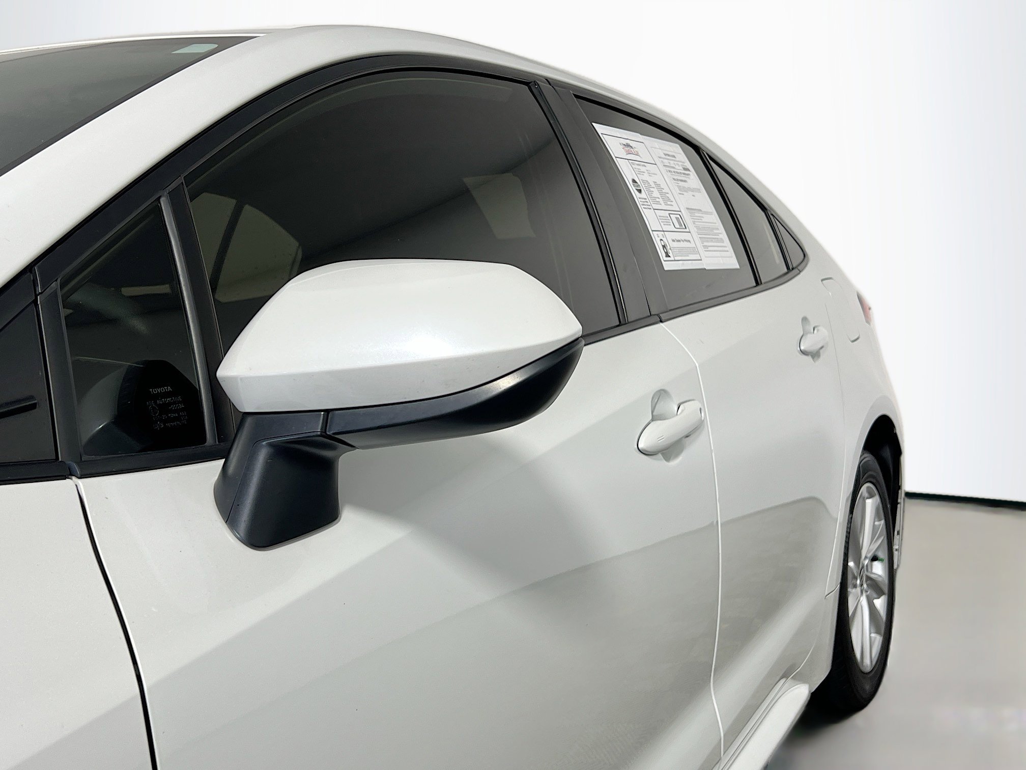 Used 2023 Toyota Corolla LE w/ LE Premium Package image 13