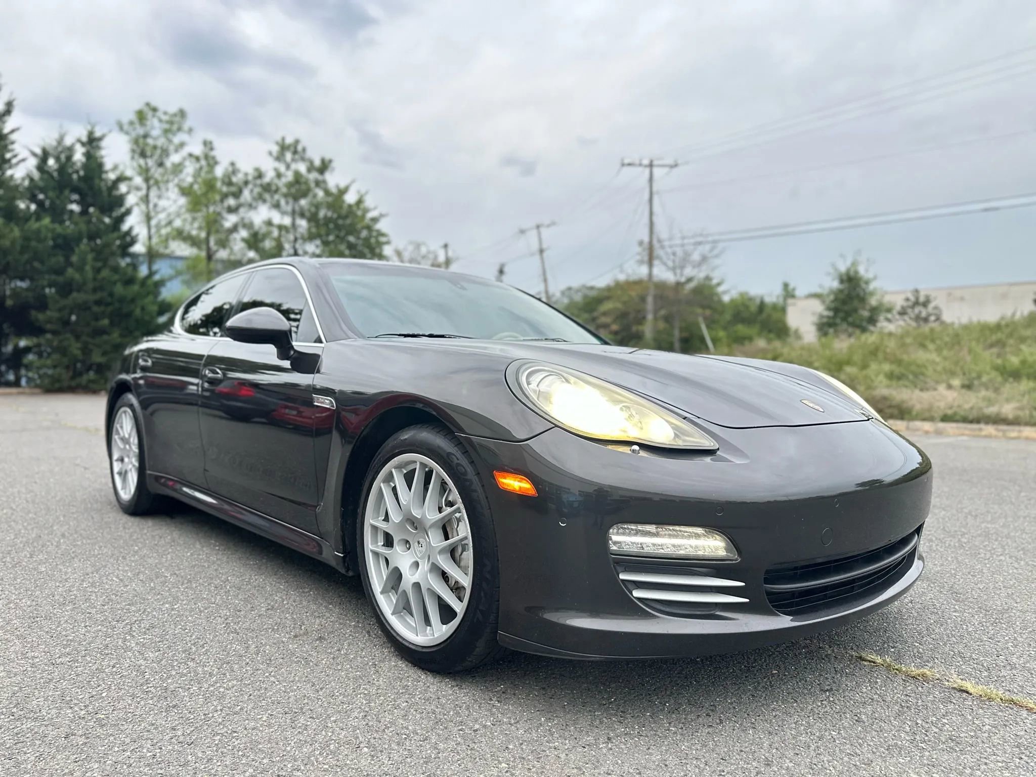 Used 2010 Porsche Panamera 4S image 2