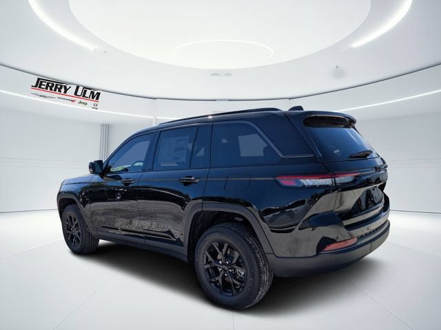New 2026 Jeep Grand Cherokee Altitude RWD image 5