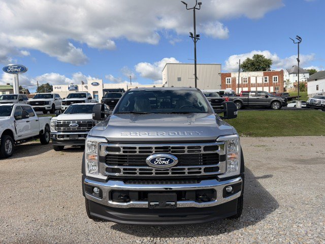 New 2027 Ford F450 XL w/ XL Chrome Package AWD/4WD image 3