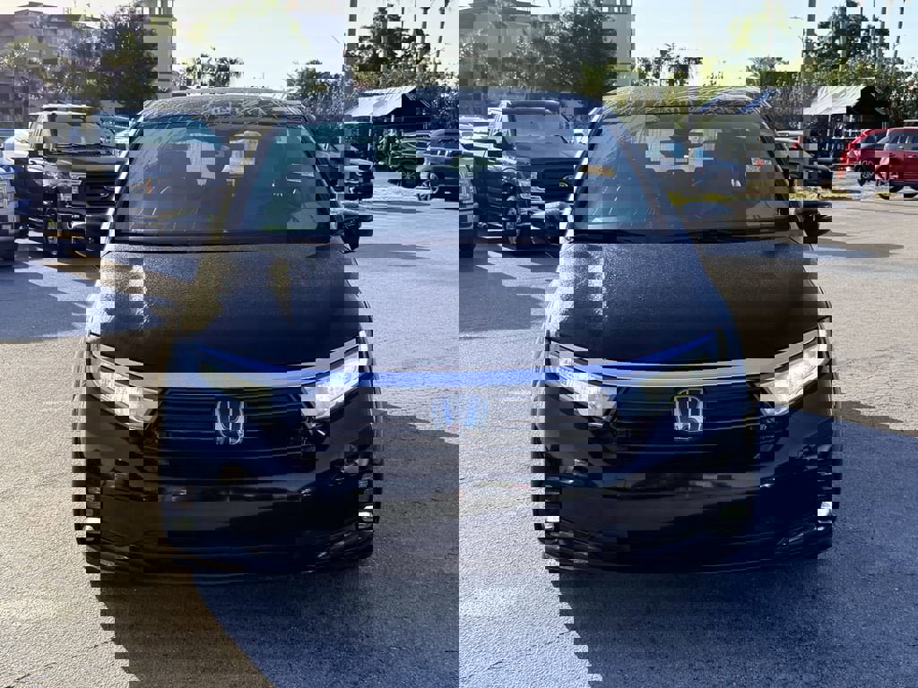 Used 2022 Honda Odyssey EX-L image 3