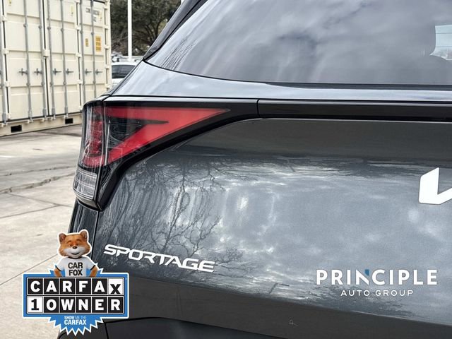 Used 2024 Kia Sportage LX image 6