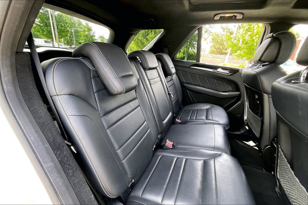 Used 2014 Mercedes-Benz ML 63 AMG 4MATIC image 30
