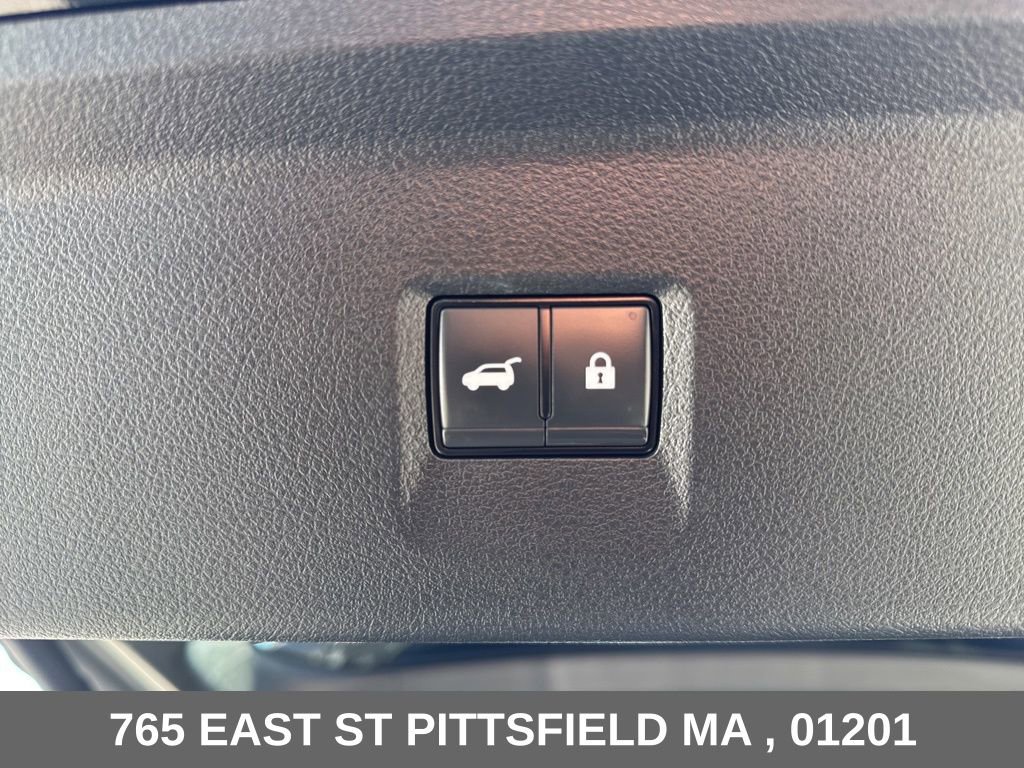 Used 2023 INFINITI QX60 Luxe w/ Cargo Package AWD/4WD image 16