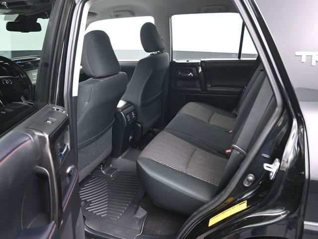 Used 2022 Toyota 4Runner TRD Off-Road AWD/4WD image 10