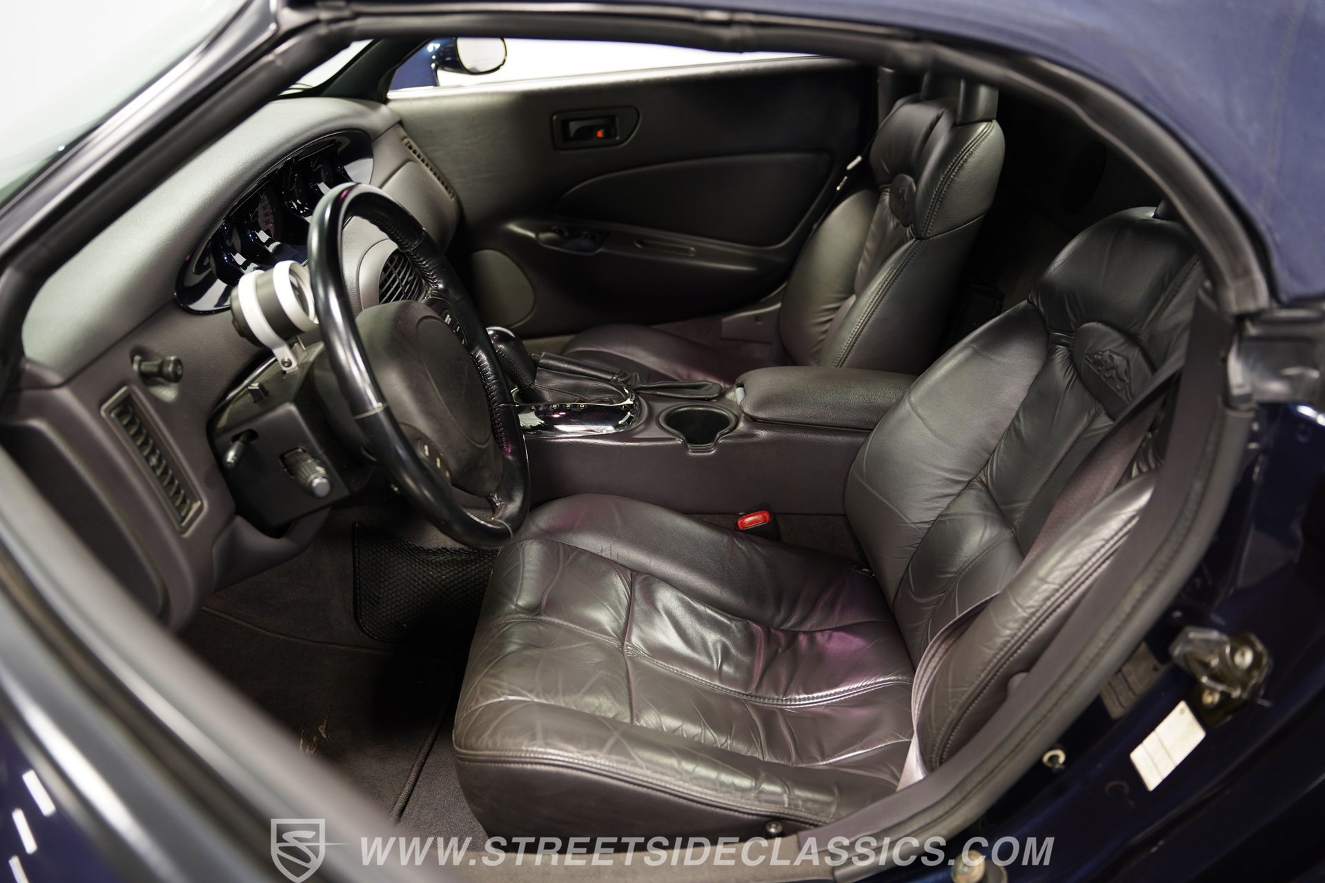 Used 2001 Chrysler Prowler RWD image 39