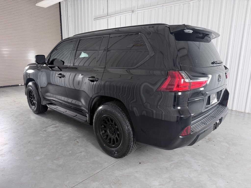 Used 2016 Lexus LX 570 4WD image 7