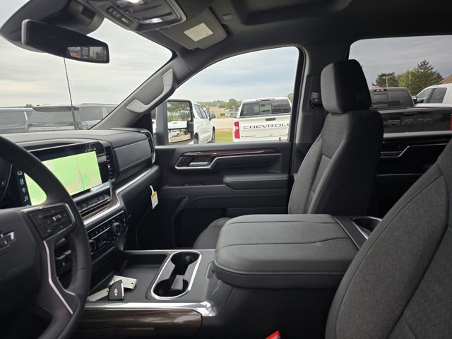 New 2026 Chevrolet Silverado 2500 LT w/ Trail Boss Package image 15