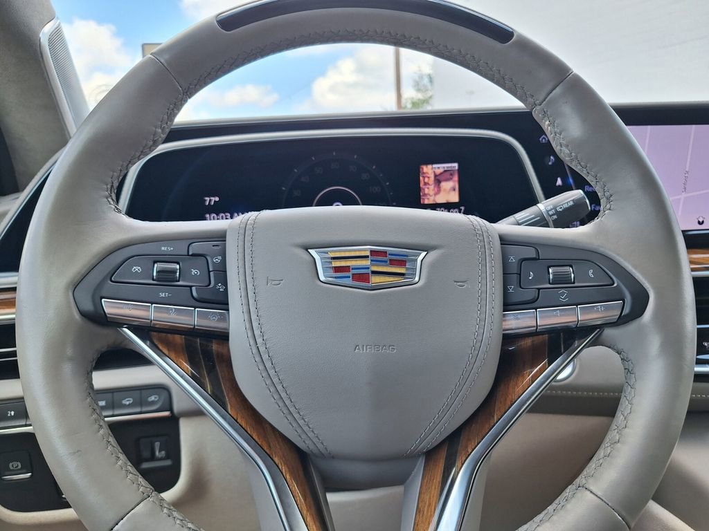 Certified 2024 Cadillac Escalade ESV Premium Luxury Platinum AWD/4WD image 21
