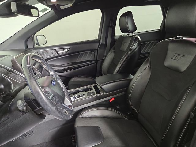 Used 2021 Ford Edge ST image 13