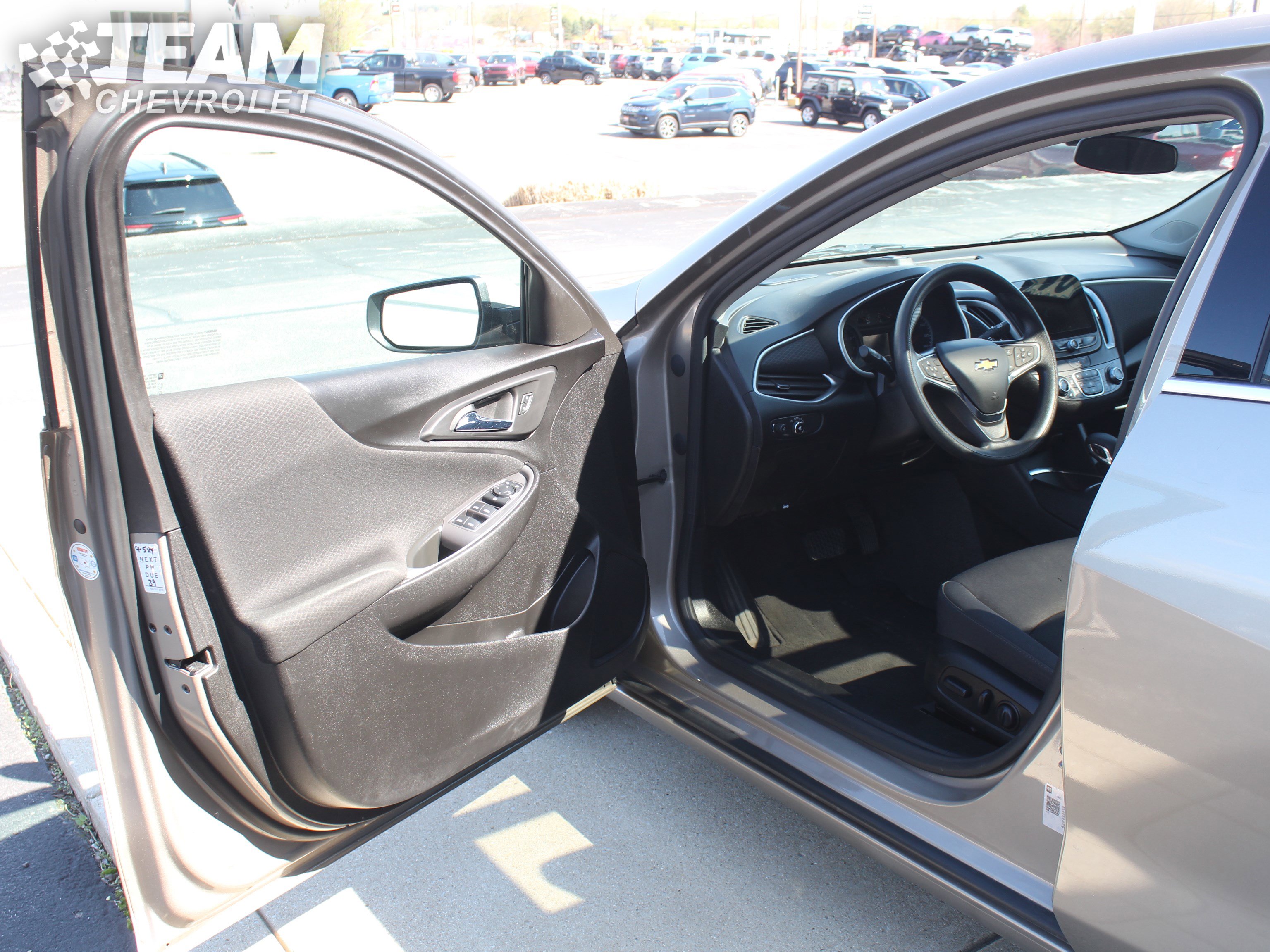 Used 2024 Chevrolet Malibu LT FWD image 10