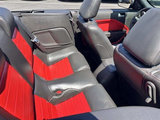 Used 2008 Ford Mustang Shelby GT500 RWD image 31