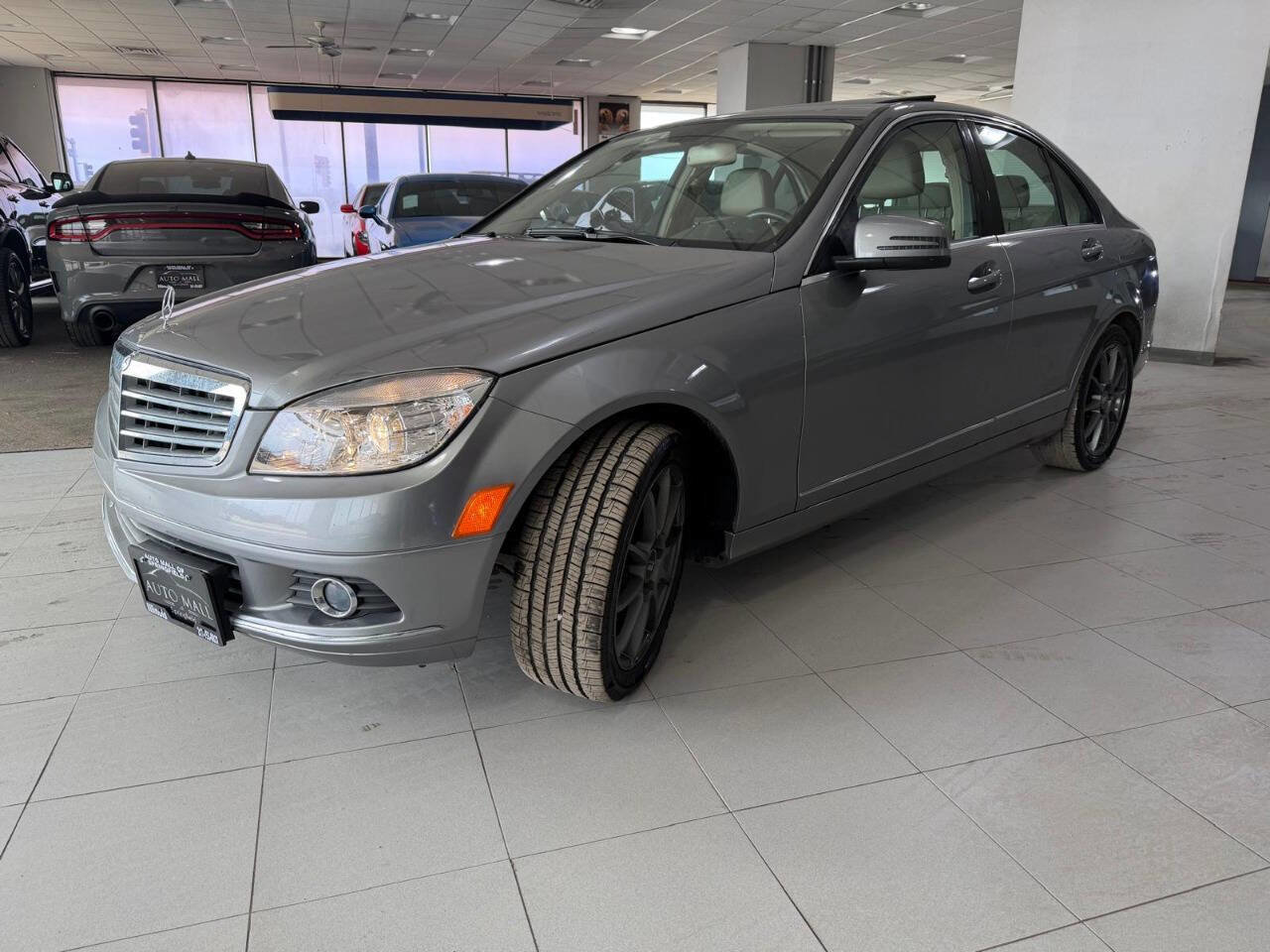Used 2010 Mercedes-Benz C 300 Luxury image 4