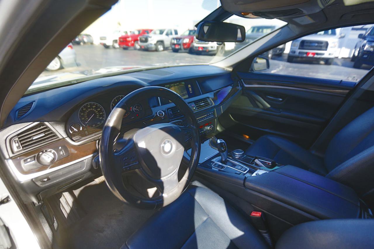 Used 2015 BMW 528i Sedan image 4