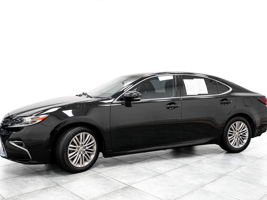 Used 2017 Lexus ES 350 w/ Premium Package FWD image 4