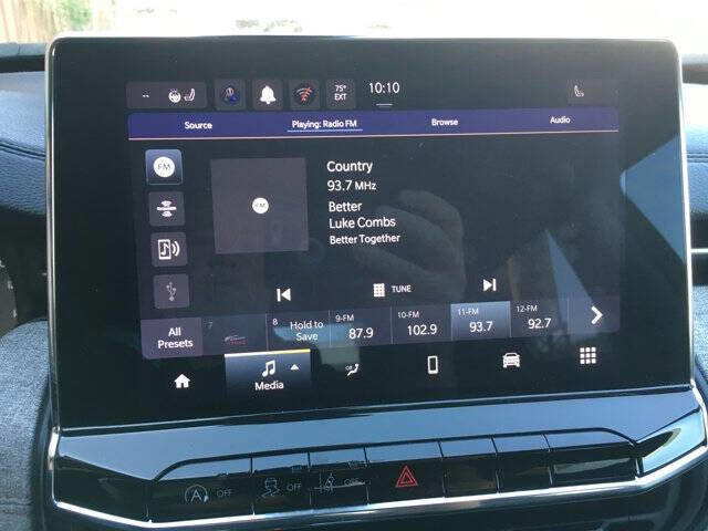 Used 2022 Jeep Compass Latitude image 16