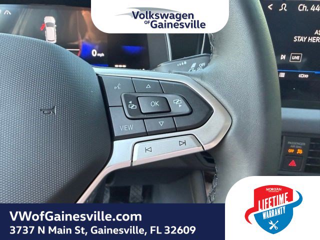 Used 2025 Volkswagen Jetta SE image 22