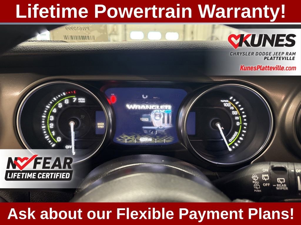 Used 2023 Jeep Wrangler Unlimited w/ Sun & Screen Package image 24