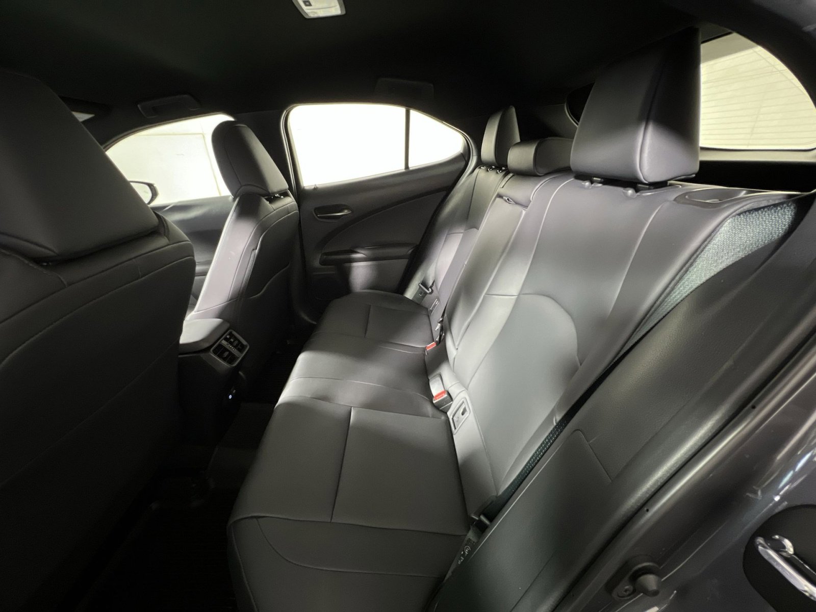 Used 2022 Lexus UX 200 w/ Accessory Package (Z2) image 23