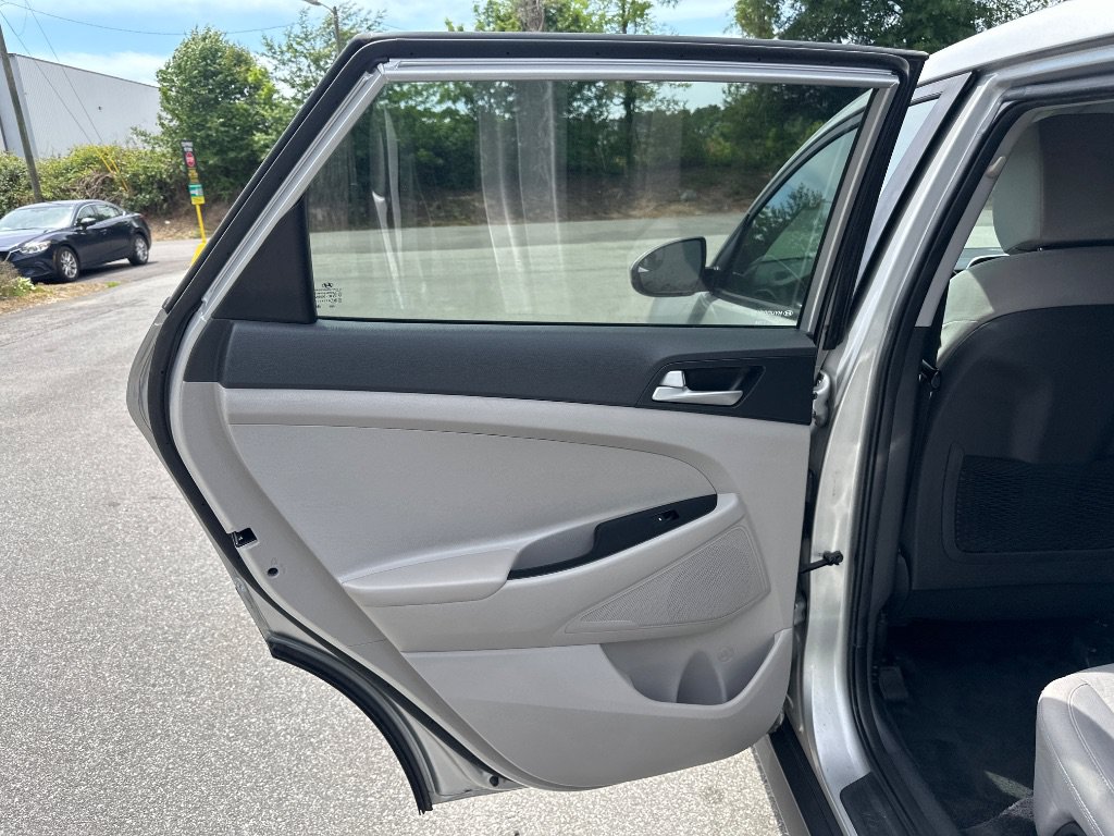Used 2021 Hyundai Tucson SE FWD image 13