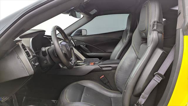 Used 2016 Chevrolet Corvette Z06 w/ 3LZ Preferred Equipment Group RWD image 14