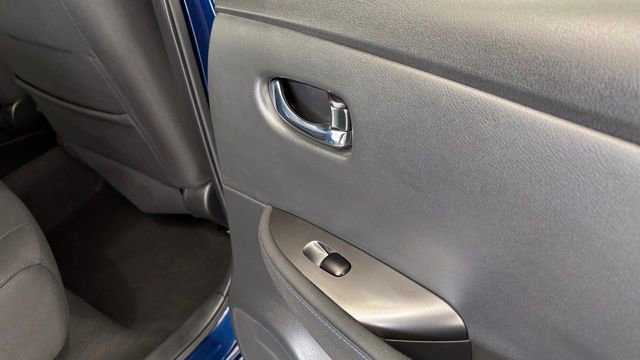 Used 2022 Nissan Leaf S image 28
