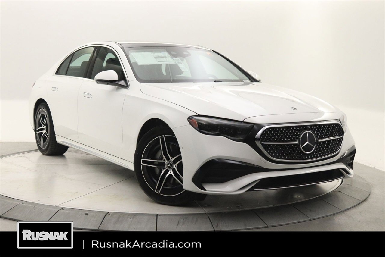 Used 2025 Mercedes-Benz E 350 4MATIC Sedan image 1