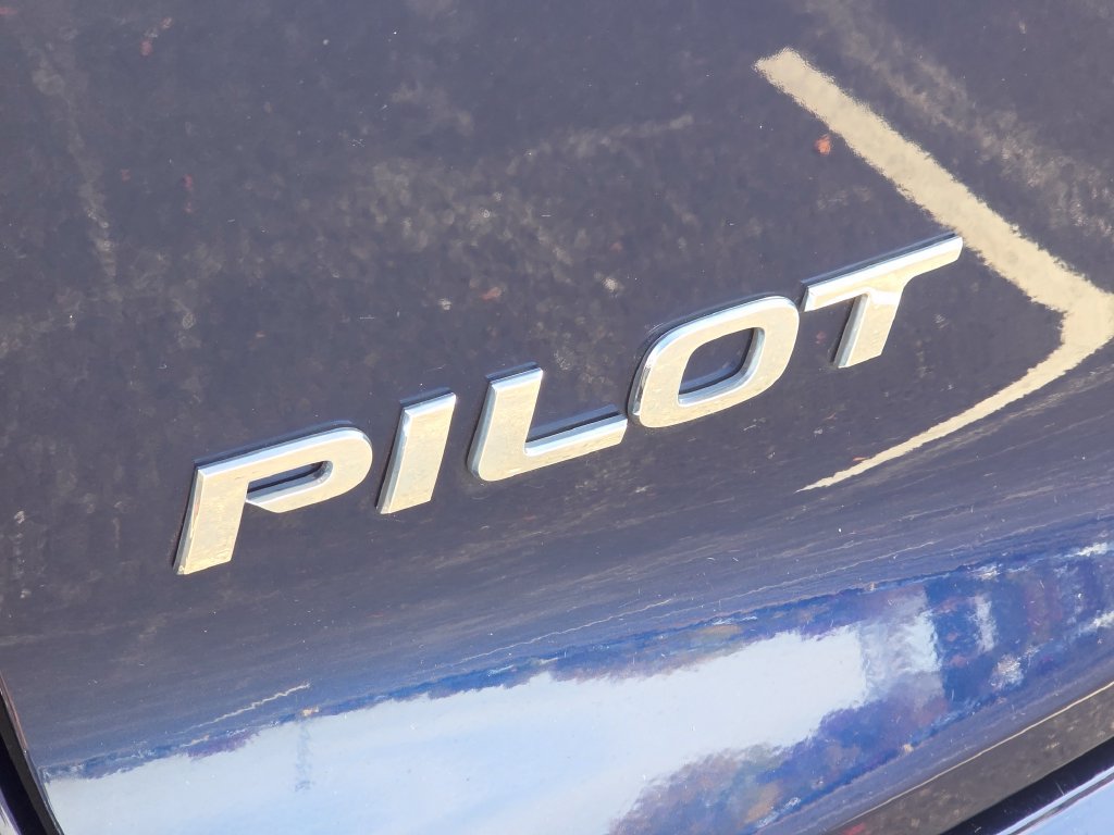 Used 2020 Honda Pilot Touring image 19