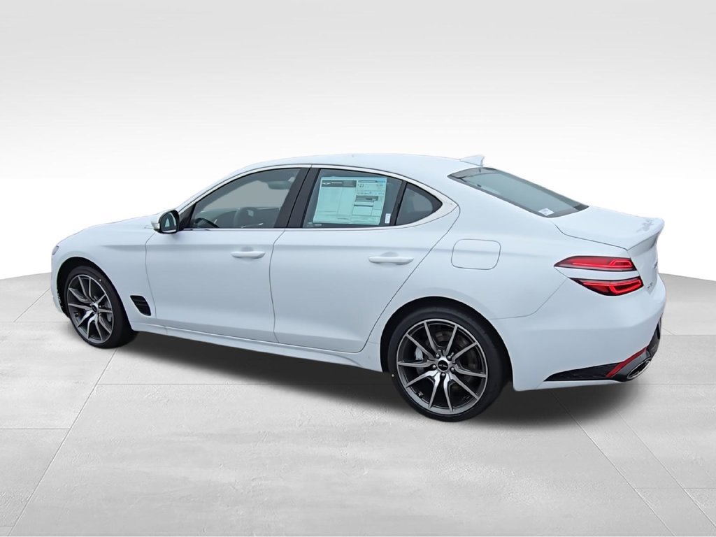 Used 2026 Genesis G70 2.5T AWD/4WD image 6