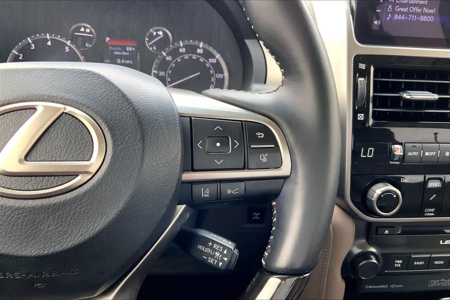 Used 2022 Lexus GX 460 Luxury w/ Sport Design Package AWD/4WD image 25