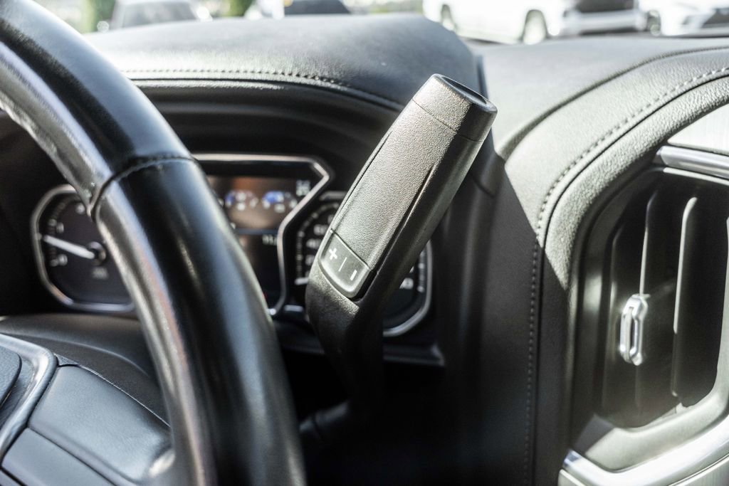 Used 2023 GMC Sierra 3500 Denali w/ Denali Ultimate Package image 28