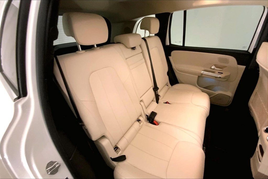 Used 2023 Mercedes-Benz EQB 350 4MATIC SUV image 15